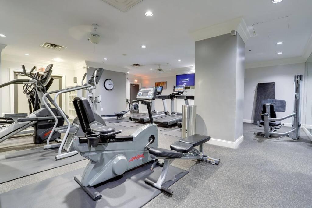 Fantastic 1 Bedroom Condo At Ballston With Gym Arlington Eksteriør bilde
