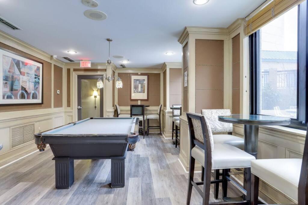 Fantastic 1 Bedroom Condo At Ballston With Gym Arlington Eksteriør bilde