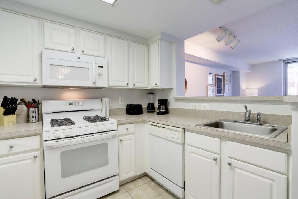 Fantastic 1 Bedroom Condo At Ballston With Gym Arlington Eksteriør bilde